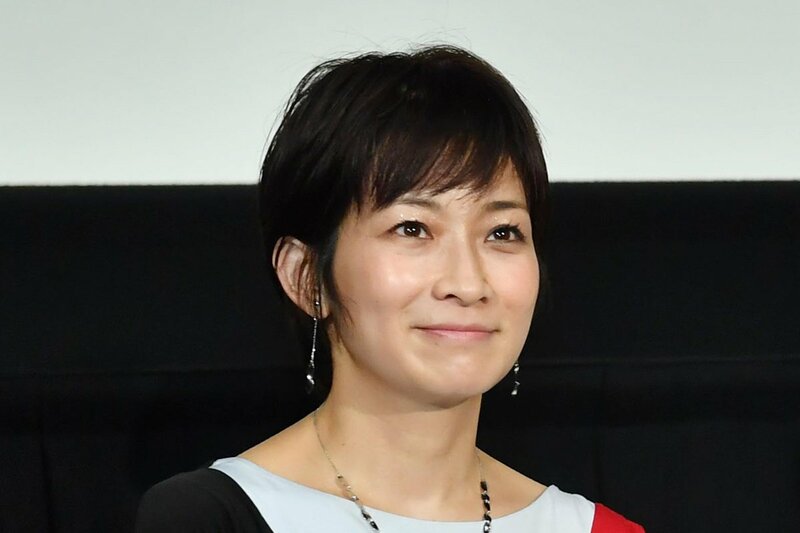 東京新聞・望月衣塑子記者…「別の会社の名刺で会場入り」